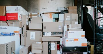 how does online shopping affect the environment