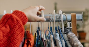 how can the fashion industry be more sustainable